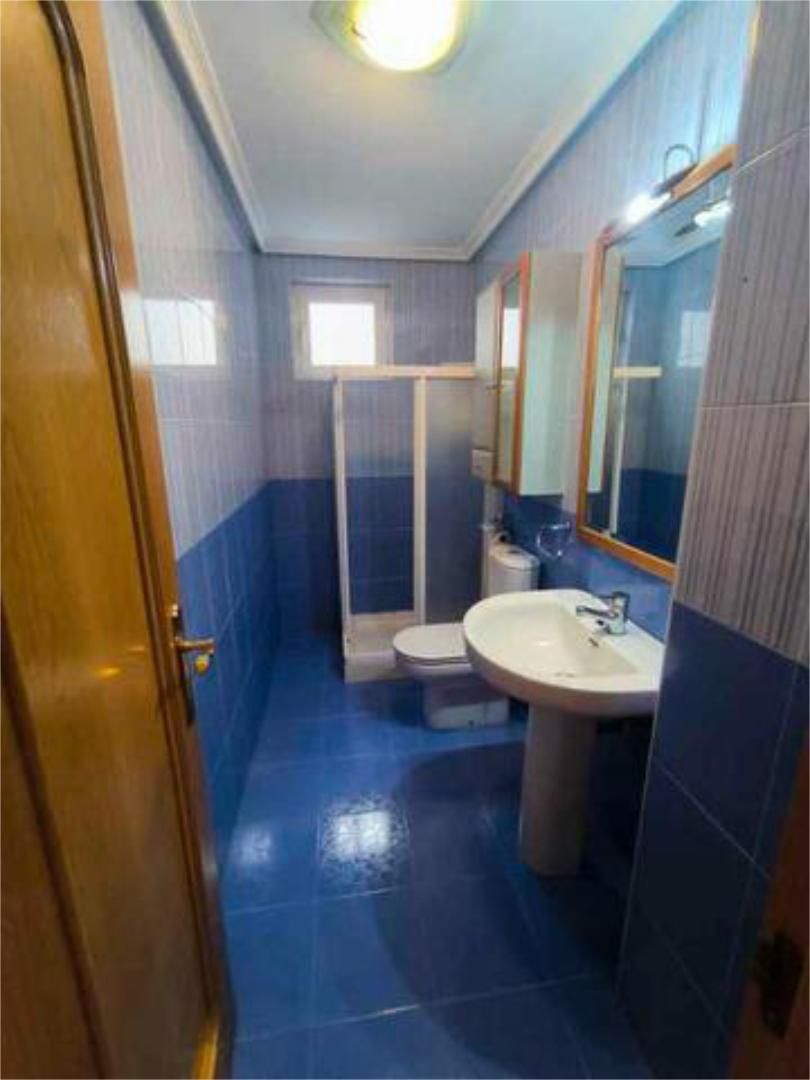 Bathroom of Apartment to rent in Burgos Capital  with Heating, Storage room and Furnished