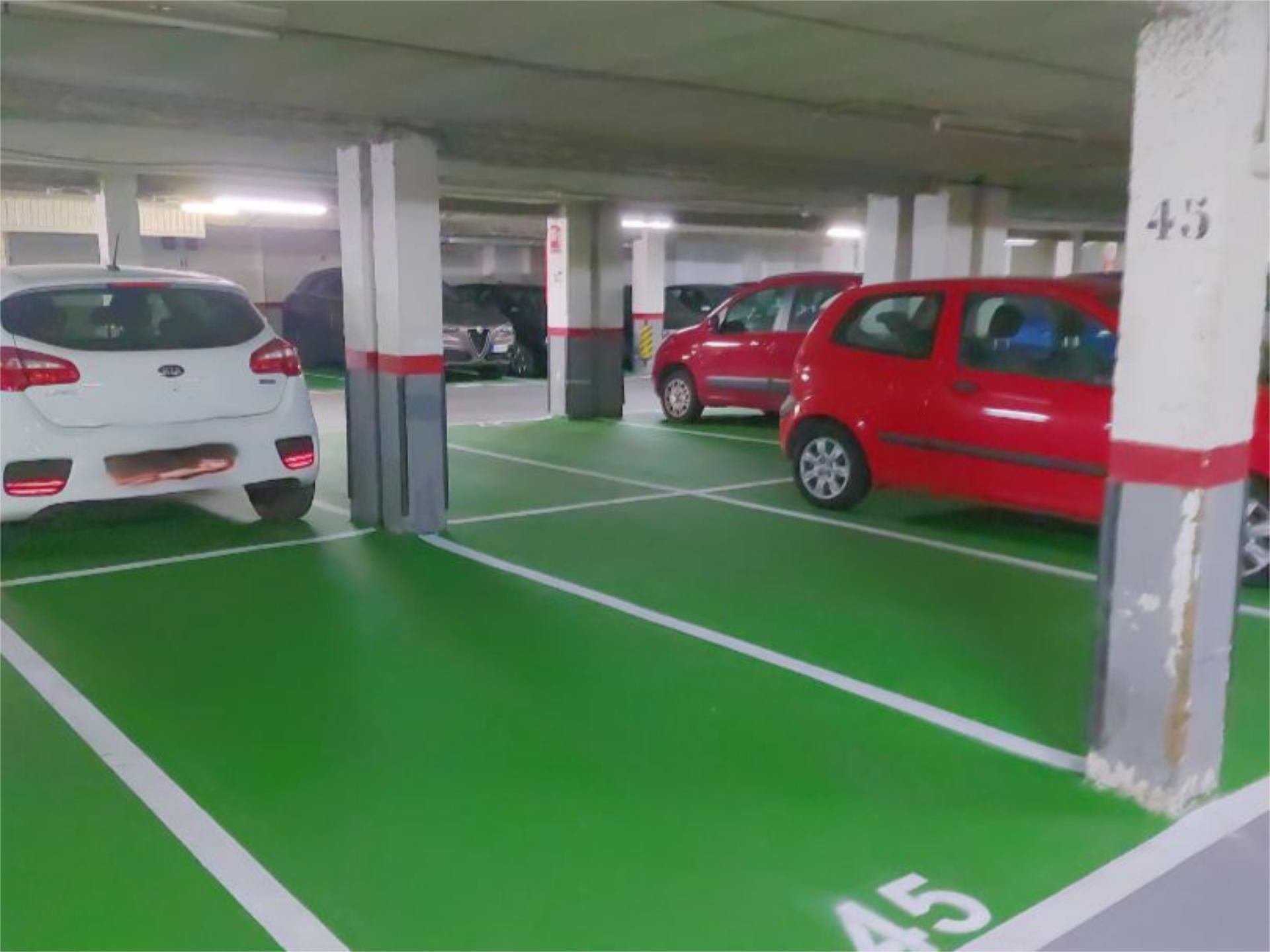 Parking of Garage to rent in  Madrid Capital