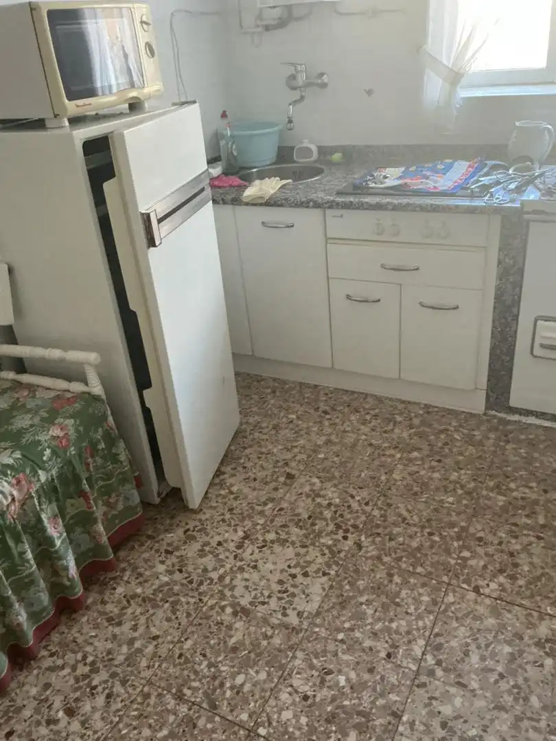 Casa adosada en venda a Calle Piedad, 40, Herrera de Pisuerga Cuina de Casa adosada en venda en Herrera de Pisuerga amb Jardí privat, Traster i Moblat