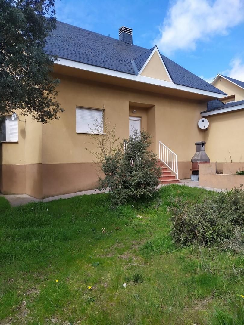 Exterior view of House or chalet to rent in El Espinar