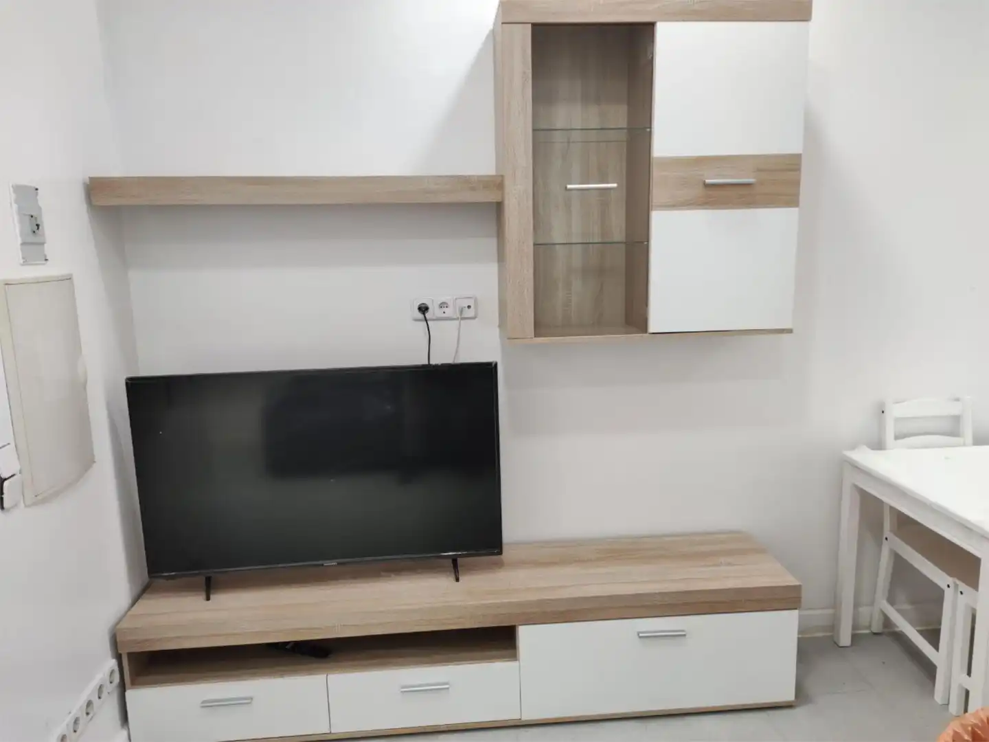 Dúplex en venda a Paseo de los Curas, 4, Reyes Católicos Sala d'estar de Dúplex en venda en Alcalá de Henares amb Aire condicionat, Calefacció i Moblat