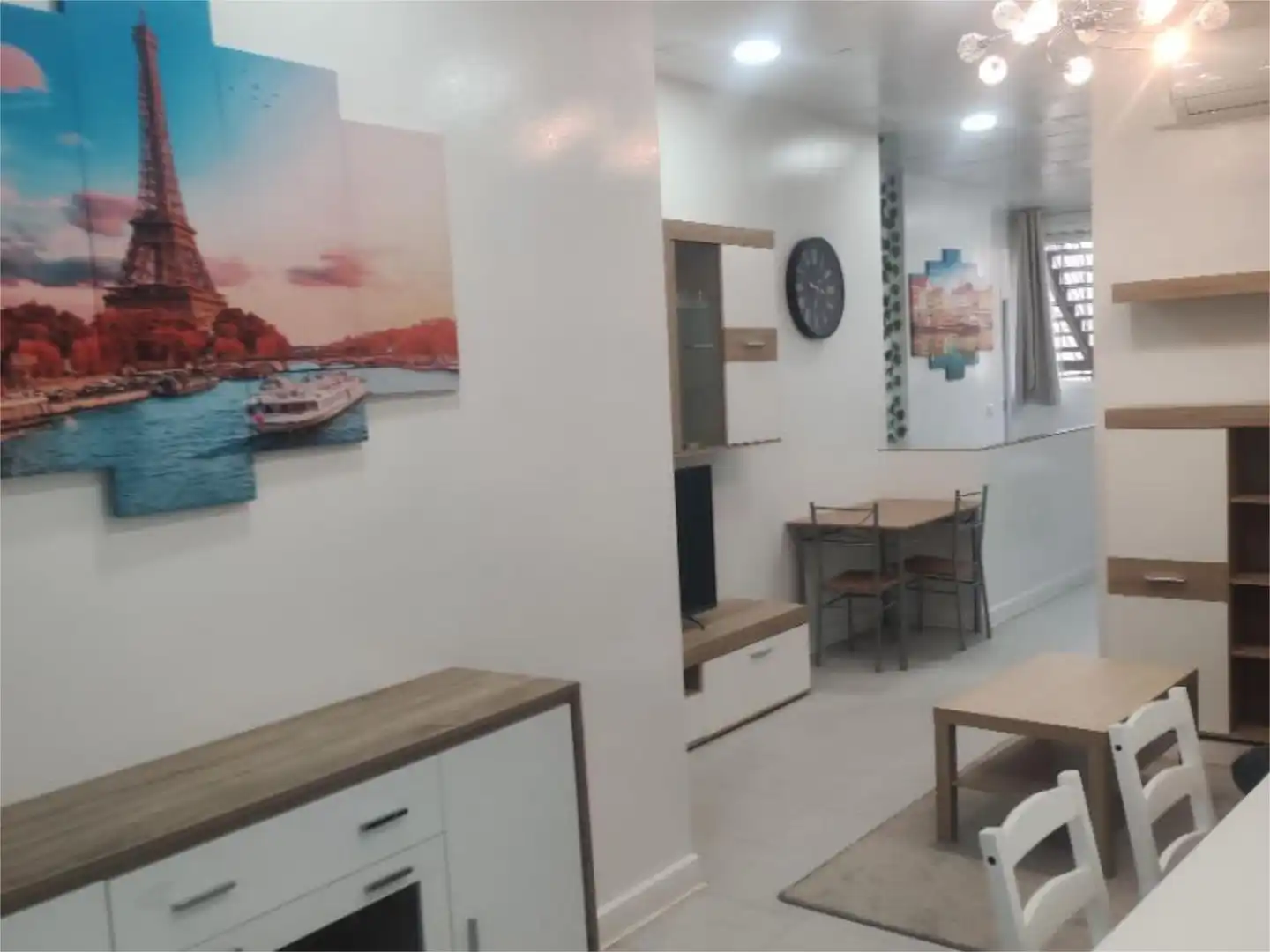 Dúplex en venda a Paseo de los Curas, 4, Reyes Católicos Sala d'estar de Dúplex en venda en Alcalá de Henares amb Aire condicionat, Calefacció i Moblat