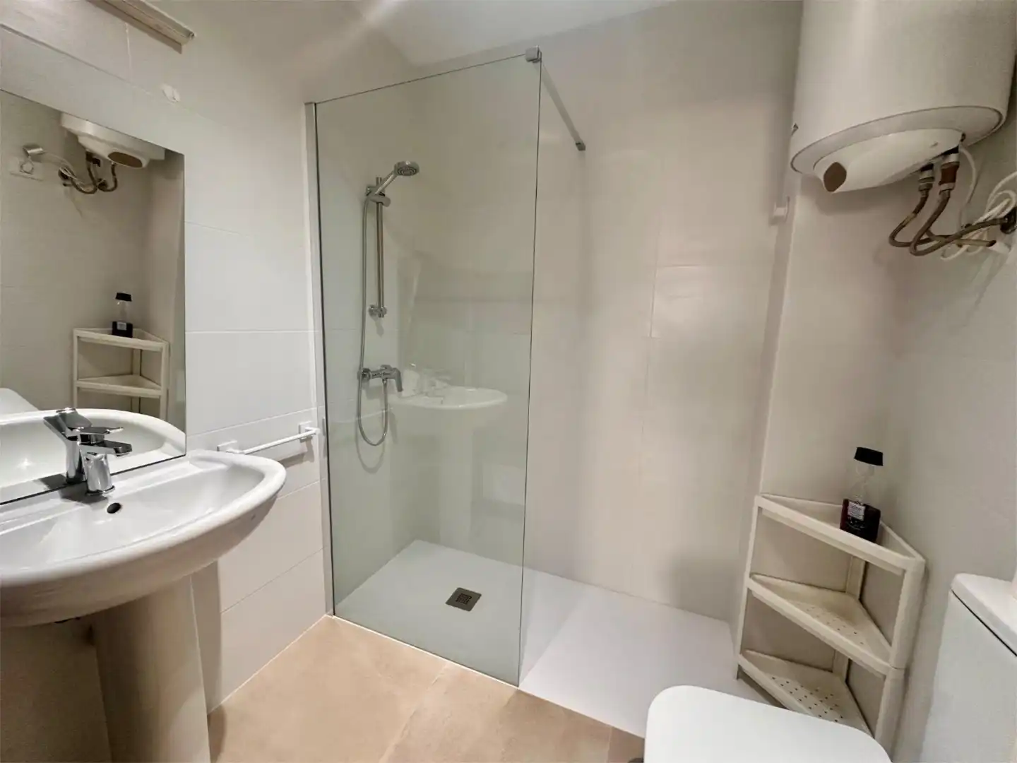 Apartments for rent in Calle Jilguero, 14, Palm - Mar Bathroom of Apartments for rent in Arona with Terrace and Swimming Pool