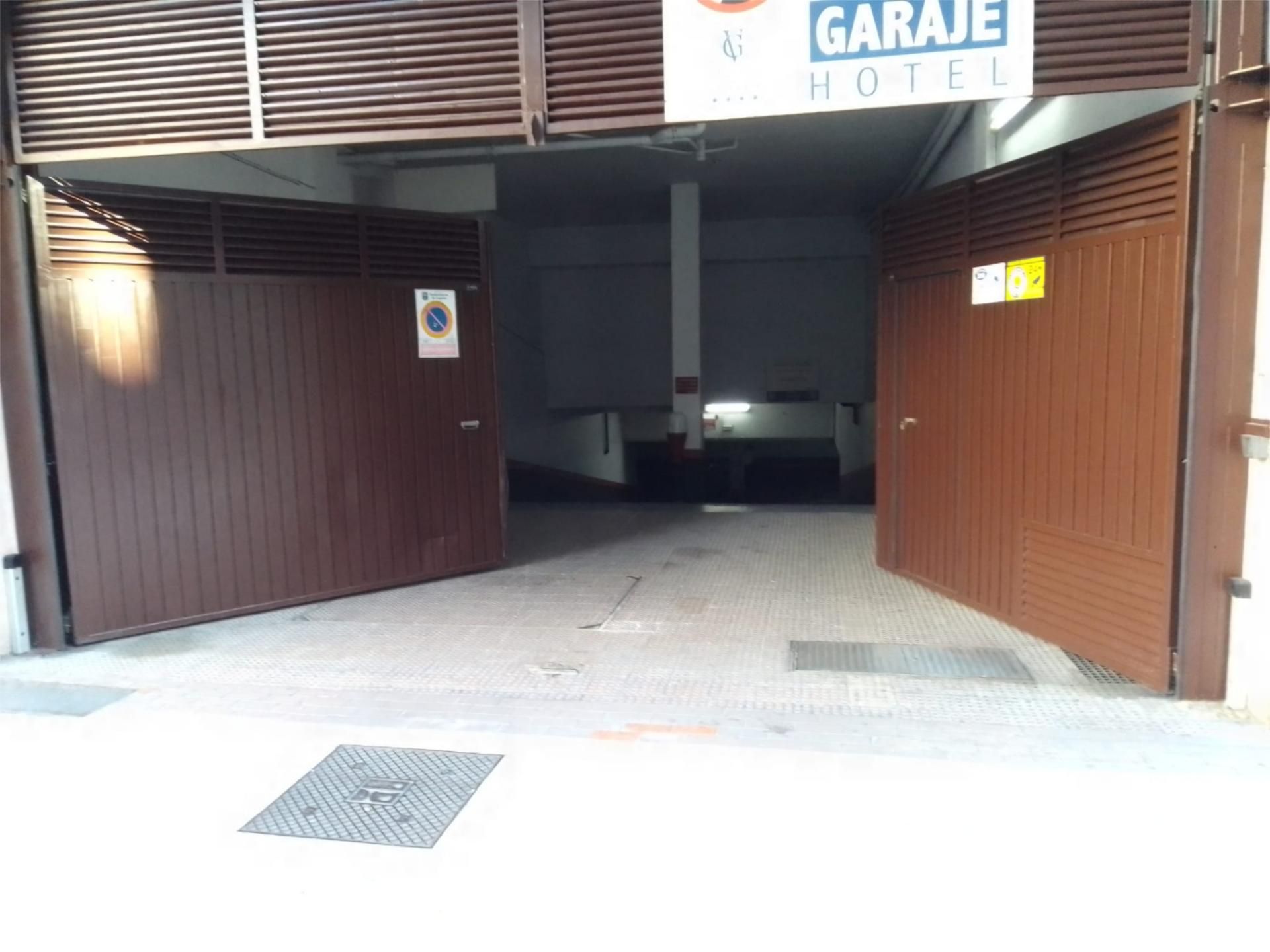 Aparcament de Garatge en venda en  Logroño