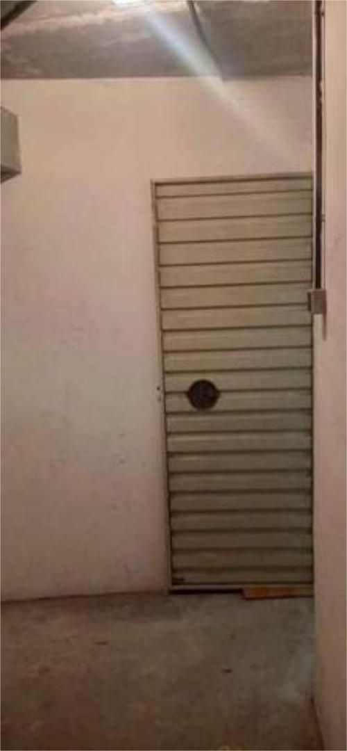 Box room to rent in Oviedo 