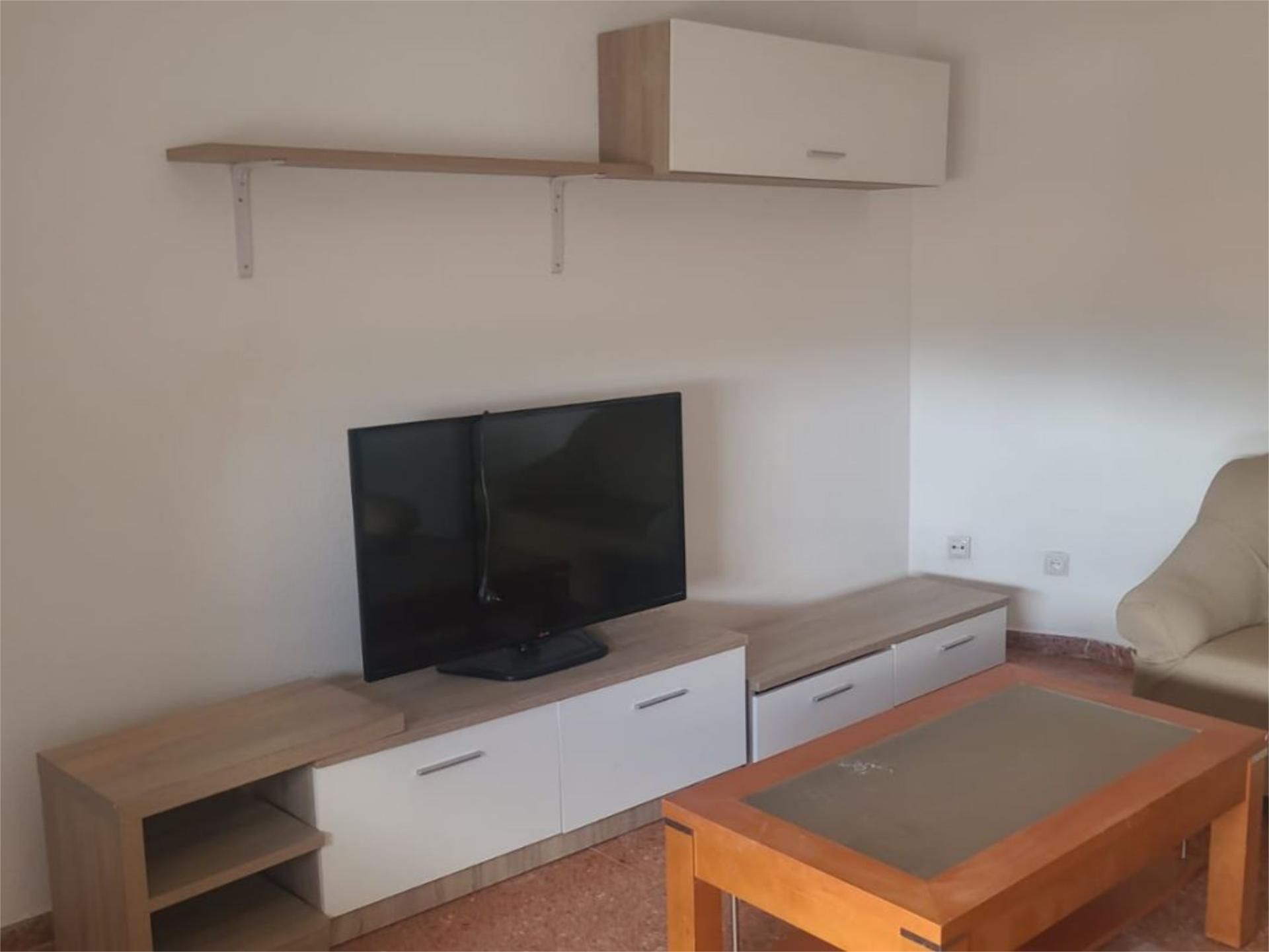 Living room of Flat to share in Tarancón  with Heating, Terrace and Furnished