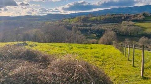 Foto 2 von Bebaubares Gelände zum Verkauf in Barrio Lamadrid, 4a, Valdáliga, Cantabria