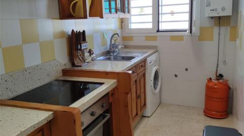 Foto 2 de Piso de alquiler en Calle Sebastián Elcano, 26, V Centenario - Piletas - Capuchinos, Sanlúcar de Barrameda