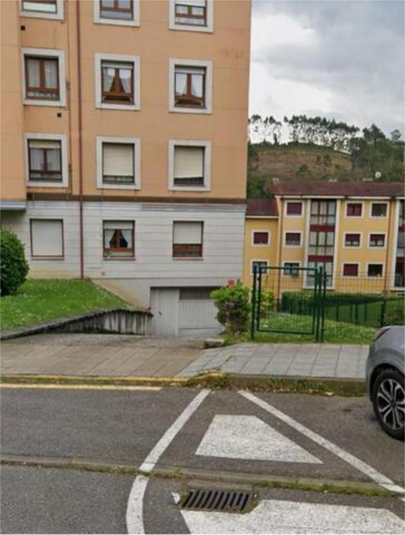 Exterior view of Garage to rent in Carreño