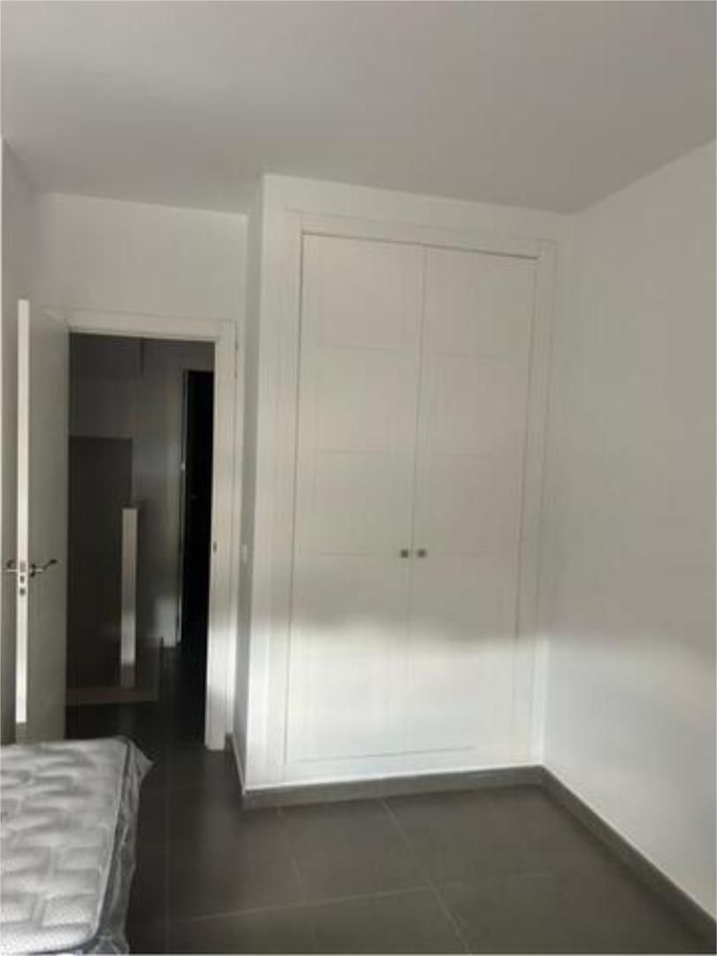 Einfamilien-Reihenhaus miete in Valdelaguna