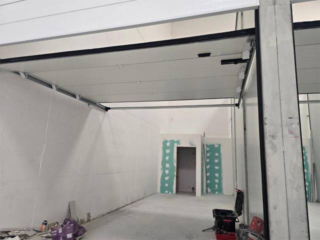 Nave industrial en Alquiler en Carretera Madrid-Irún, 244 en Villafría - La Ventilla - Castañares