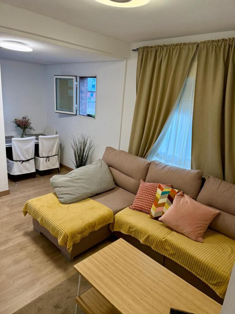 Living room of Apartment to rent in  Murcia Capital  with Air Conditioner and Balcony