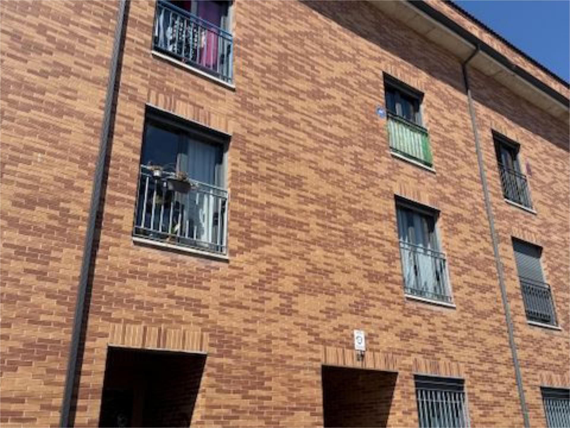 Exterior view of Flat for sale in Casarrubios del Monte  with Air Conditioner