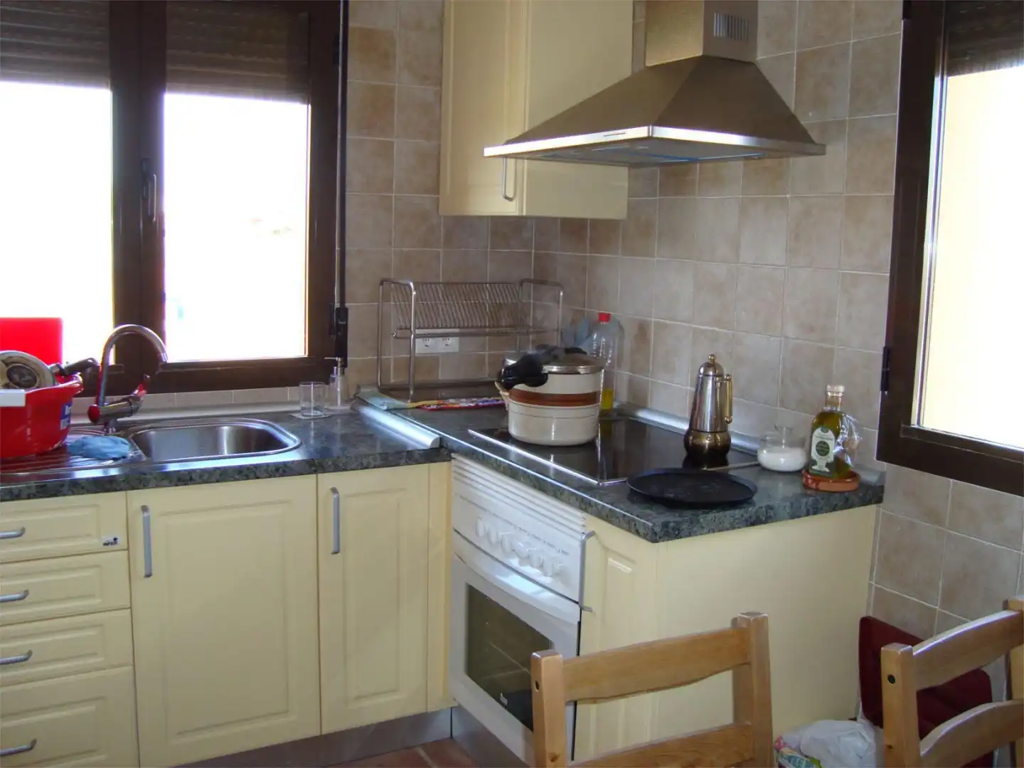 Küche von Wohnung zum Verkauf in Bujalaro