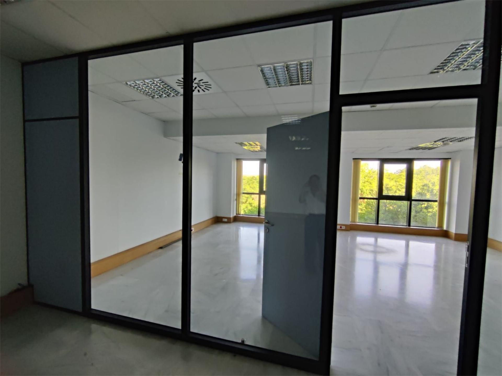 Premises to rent in  Sevilla Capital  with Air Conditioner and Heating