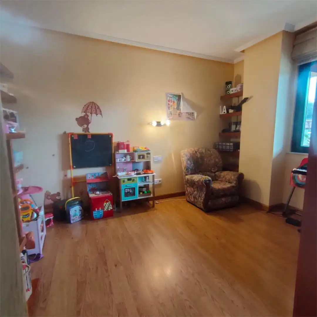 Casa adosada en venda a Calle Marco Antonio, 26, Buenavista Casa adosada en venda en Buenavista amb Calefacció, Parquet i Moblat