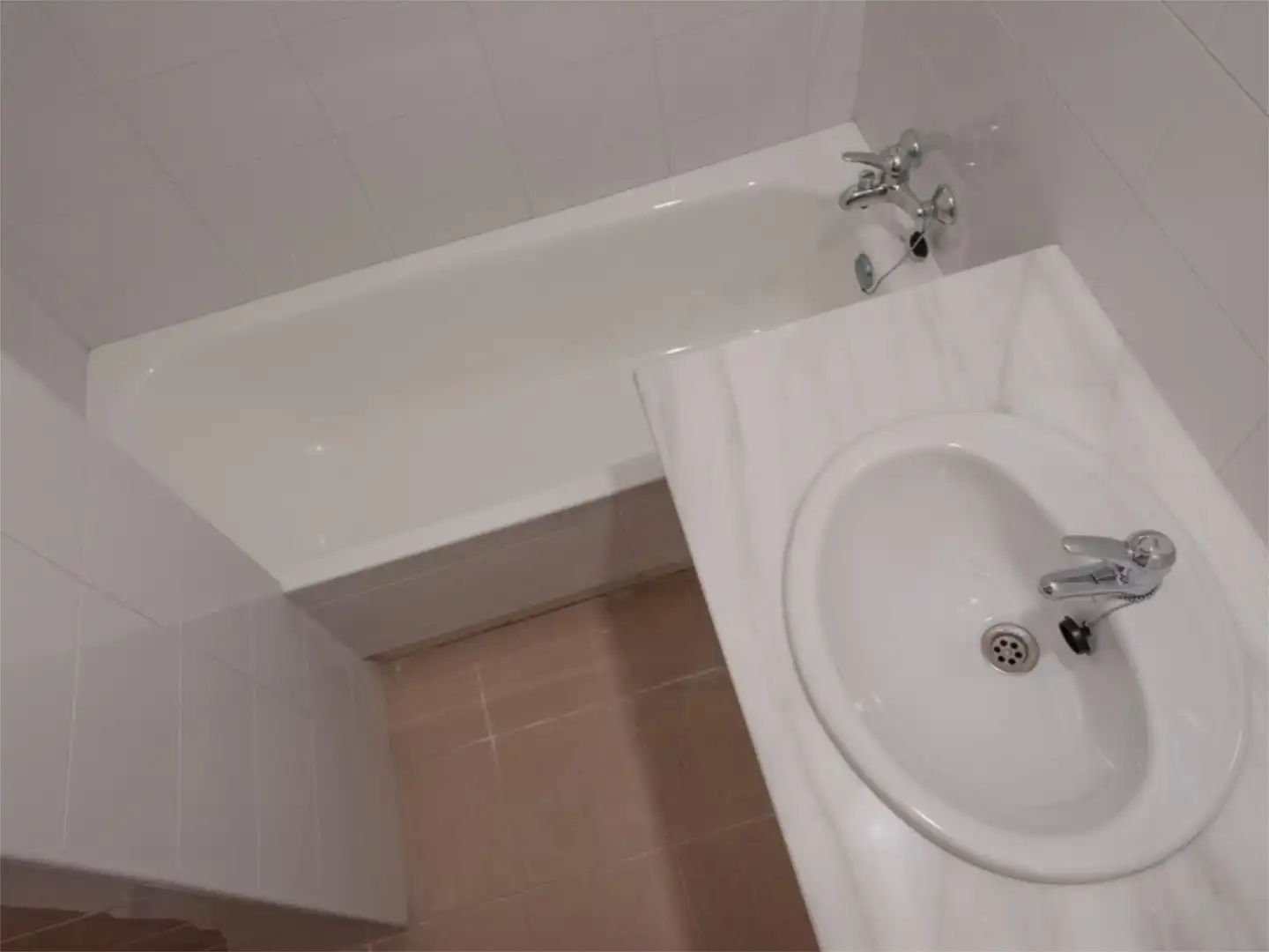 Wohnung zum Verkauf in Avenida José Laguillo, 16, San Carlos - San José Badezimmer von Wohnung zum Verkauf in Sevilla Capital mit Klimaanlage