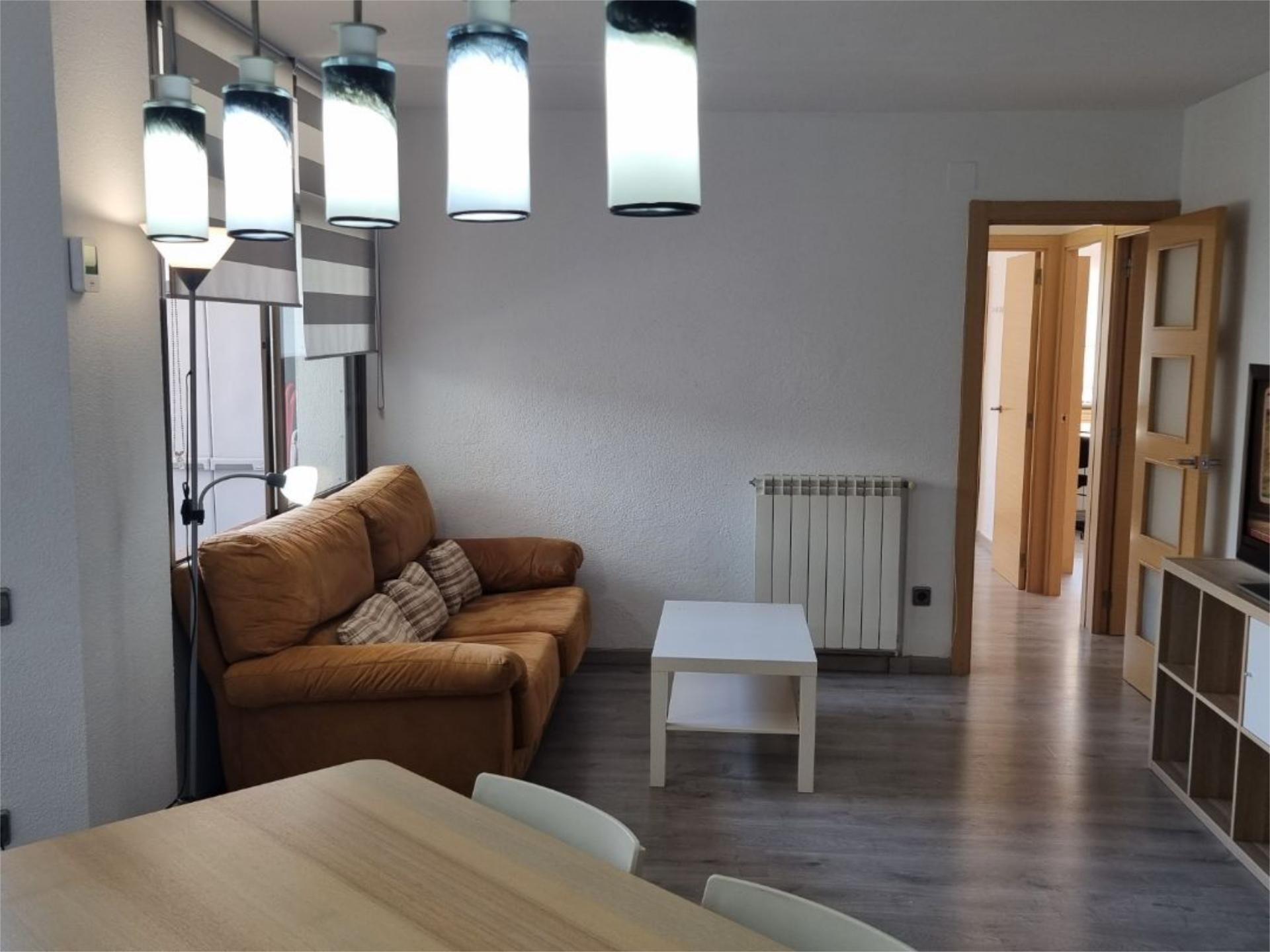 Living room of Flat to rent in Cerdanyola del Vallès  with Heating, Parquet flooring and Terrace