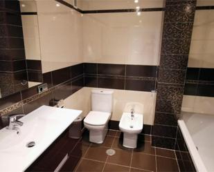 Bathroom of Flat to rent in Valladolid Capital