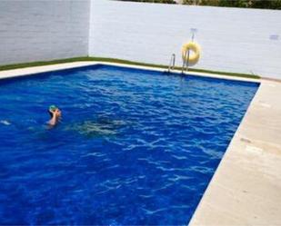 Swimming pool of Flat for sale in Rota