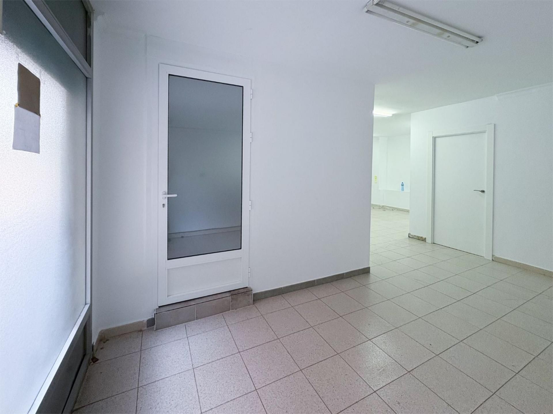 Premises to rent in Lorca  with Air Conditioner