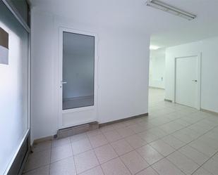 Premises to rent in Lorca  with Air Conditioner