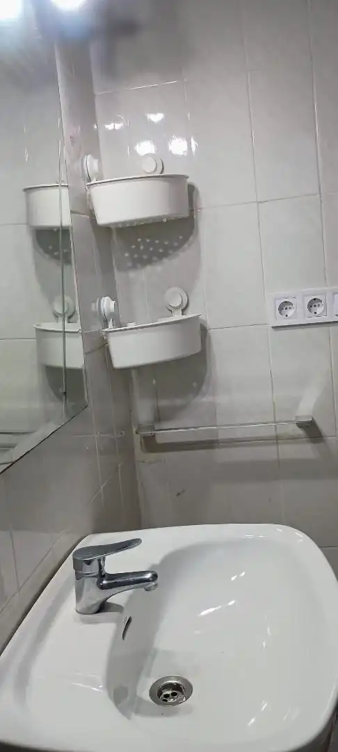 Room in Avenida de Barcelona, 24, Sta. Marina - San Andrés - San Pablo - San Lorenzo