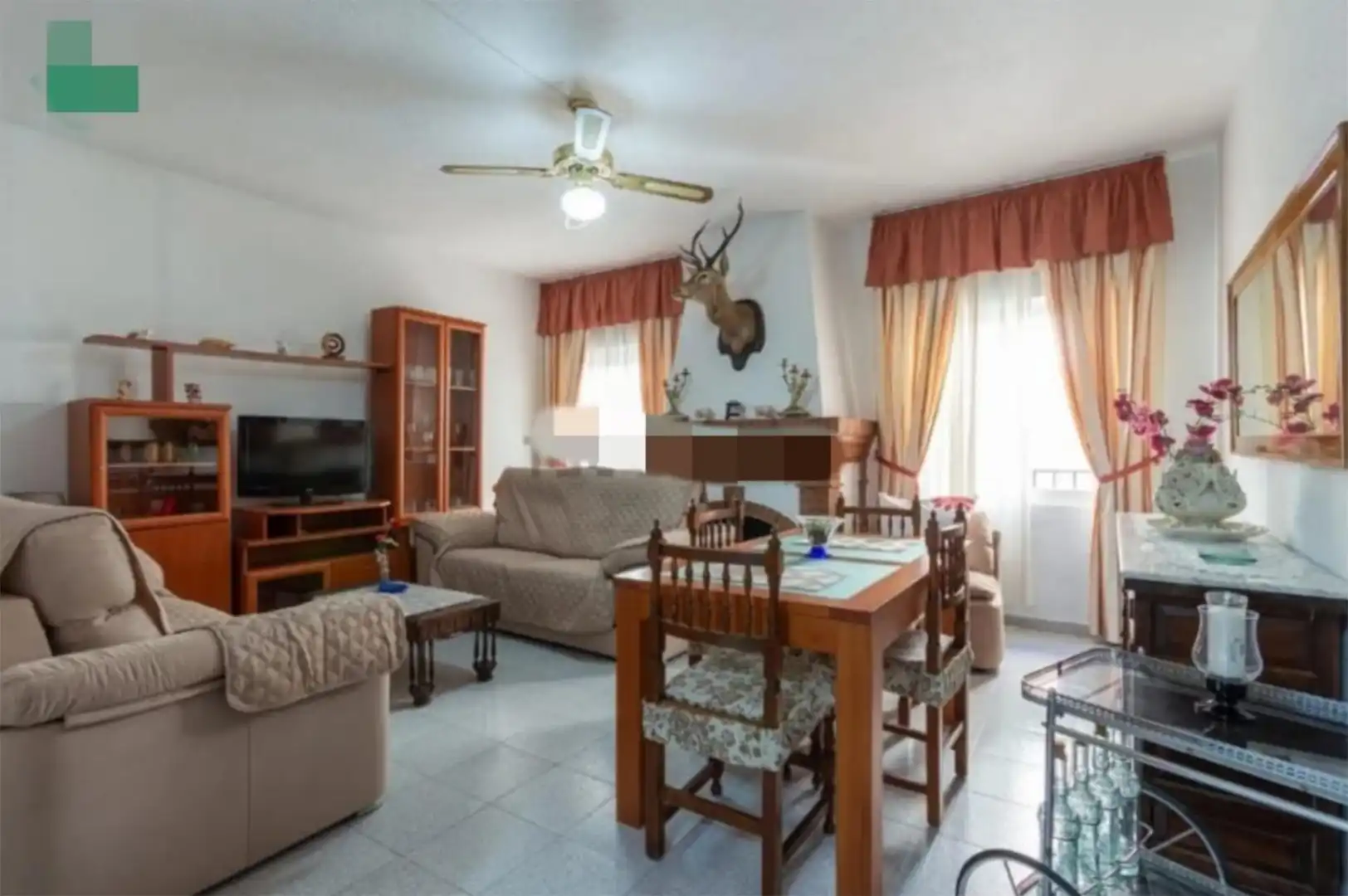 Sala de estar de Piso en venta en Almuñécar con Aire acondicionado, Terraza y Amueblado