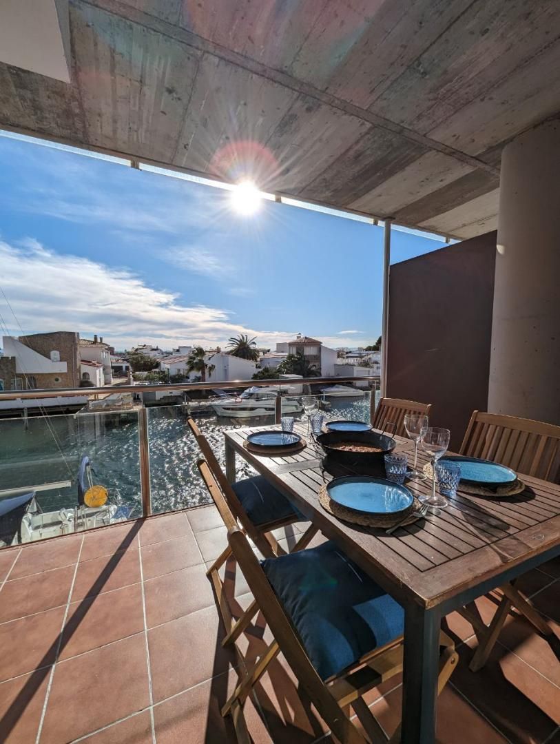 Terrace of Apartment for sale in Roses  with Air Conditioner, Terrace and Swimming Pool