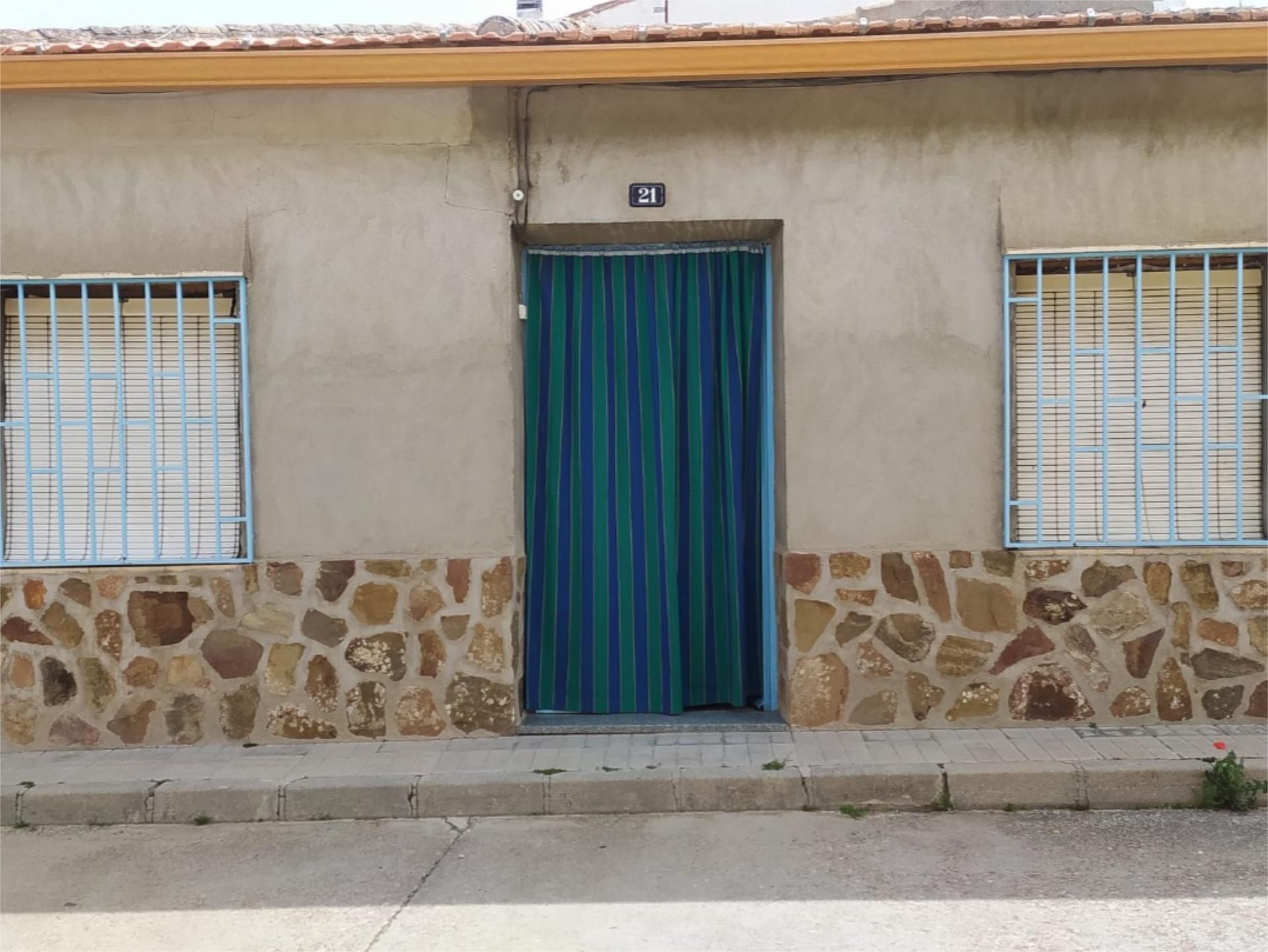 Exterior view of House or chalet for sale in Urda  with Heating and Furnished