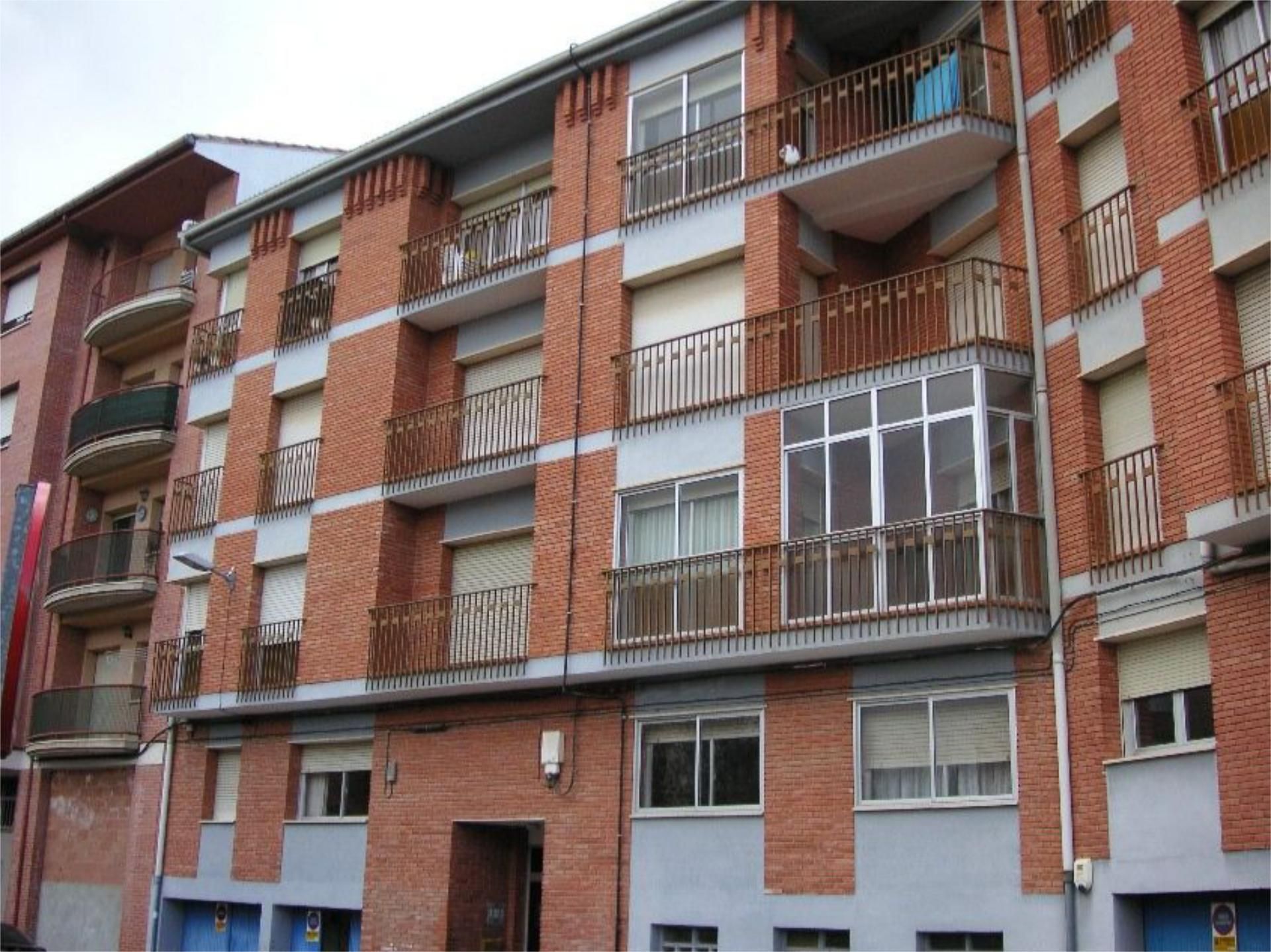 Exterior view of Flat to share in  Teruel Capital  with Heating, Parquet flooring and Furnished