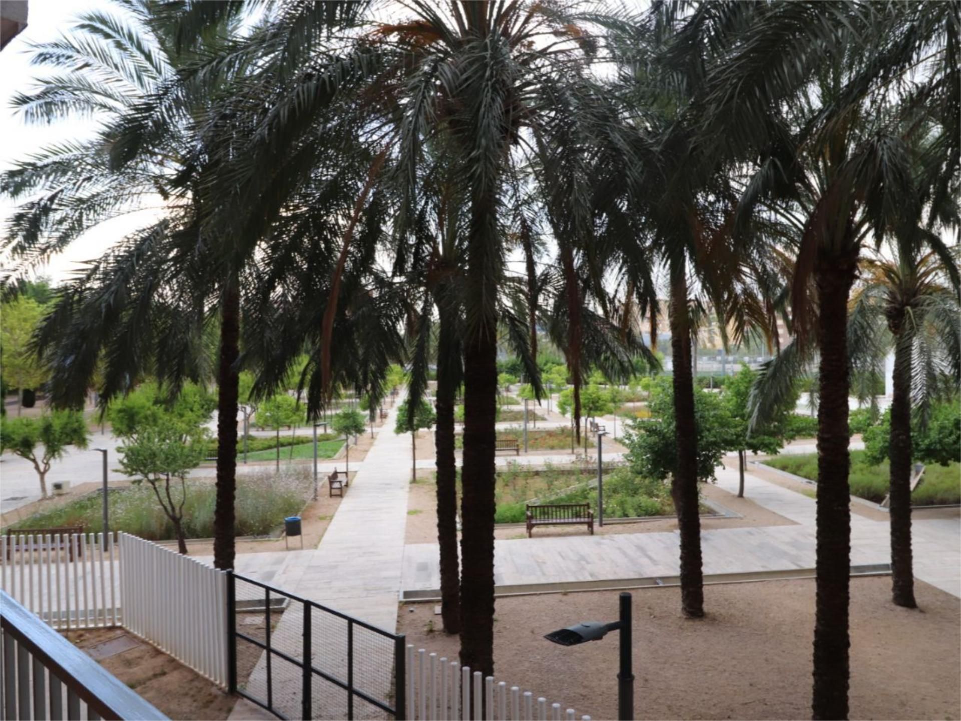 Exterior view of Flat to rent in  Valencia Capital  with Private garden, Furnished and Balcony