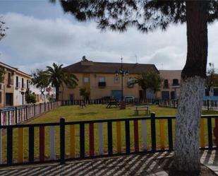 Exterior view of Flat for sale in Fuente Palmera  with Private garden, Terrace and Storage room
