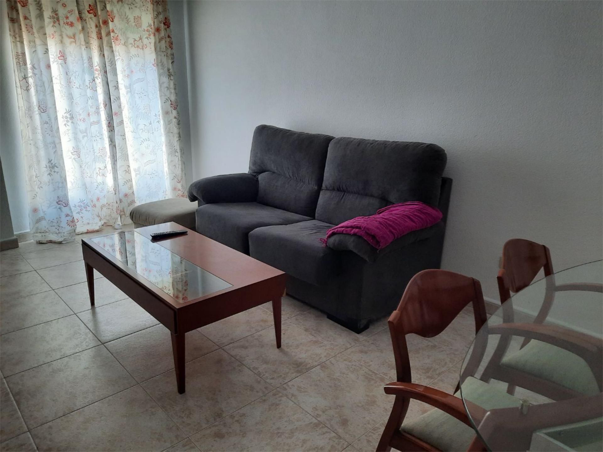 Living room of Flat for sale in Villanueva de la Serena  with Air Conditioner and Balcony