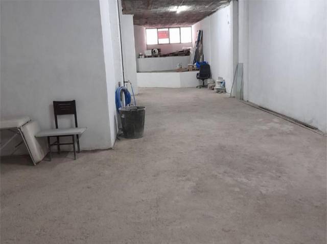Local comercial en Venta en Carrer Poeta Carmelo Calvo, 9 en Mercado