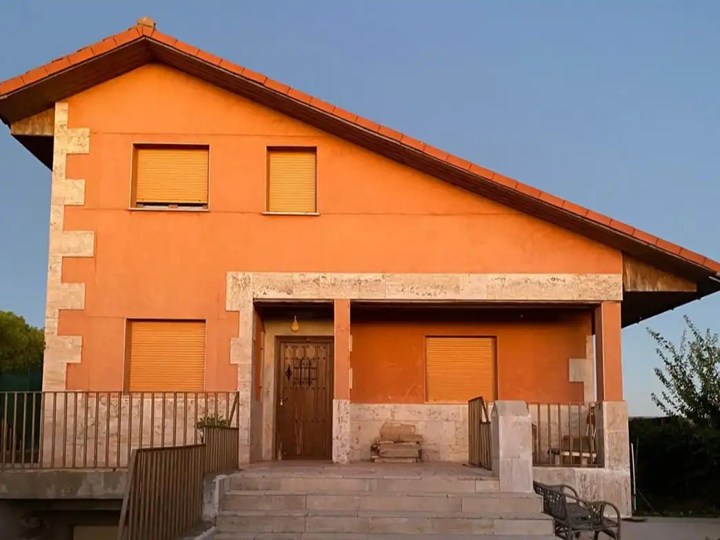 Exterior view of Houses for sale in Pozorrubio de Santiago  with Heating, Private garden and Terrace