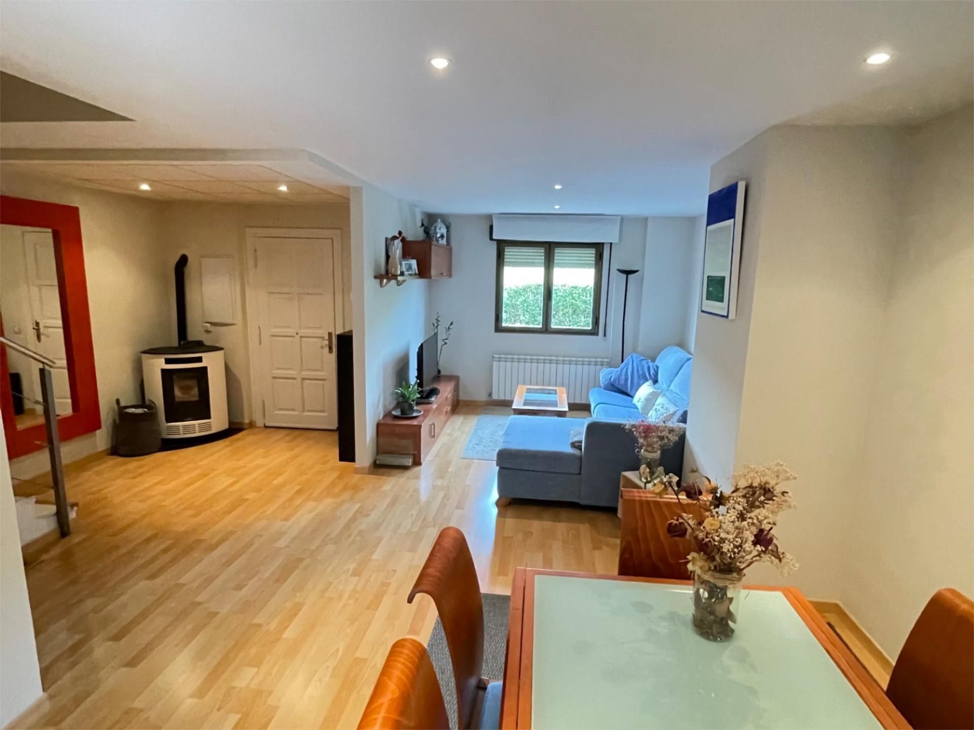 Living room of House or chalet for sale in Lanciego / Lantziego  with Air Conditioner, Heating and Parquet flooring