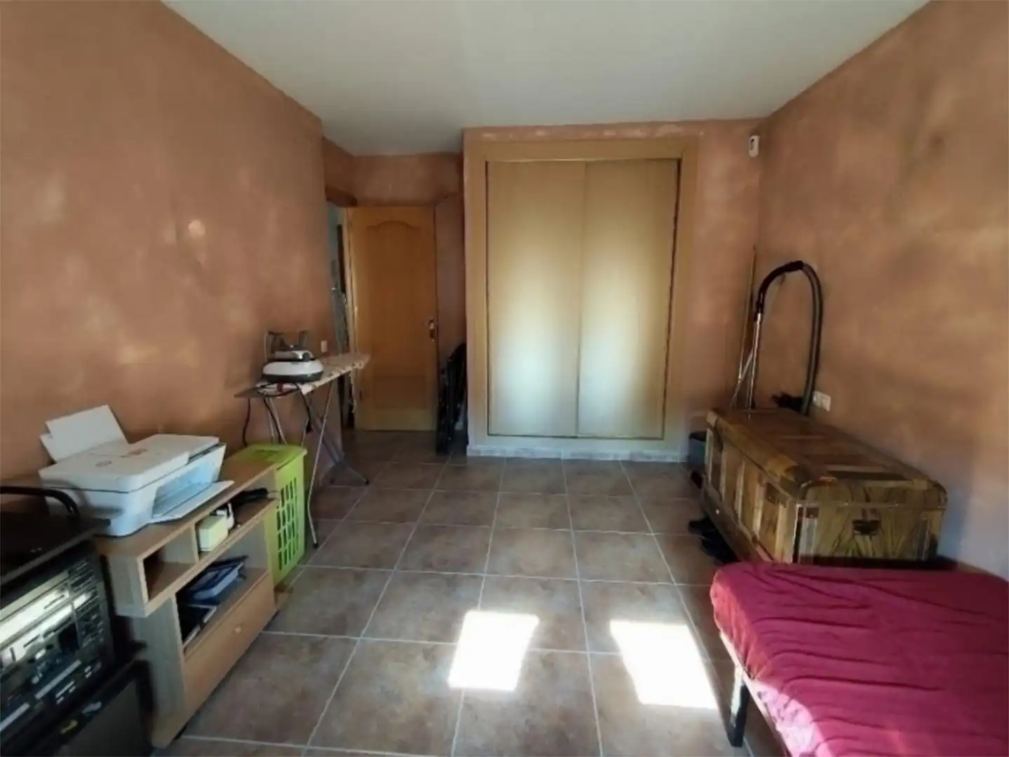 Detached homes for sale in Landete  with Heating, Terrace and Storage room