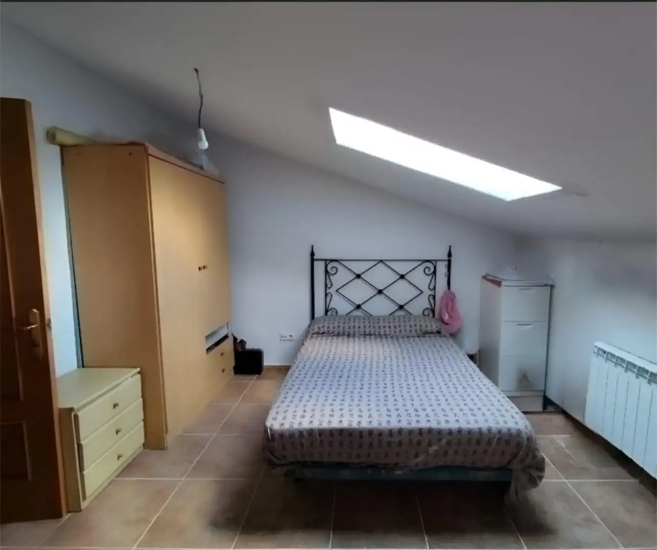 Bedroom of Detached homes for sale in Landete  with Heating, Terrace and Storage room