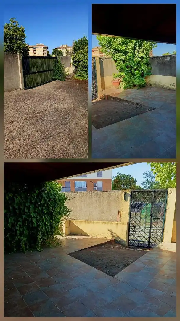 Houses for sale in Carretera Madrid-Lisboa, Navalmoral de la Mata Exterior view of Houses for sale in Navalmoral de la Mata with Air Conditioner, Parquet flooring and Terrace