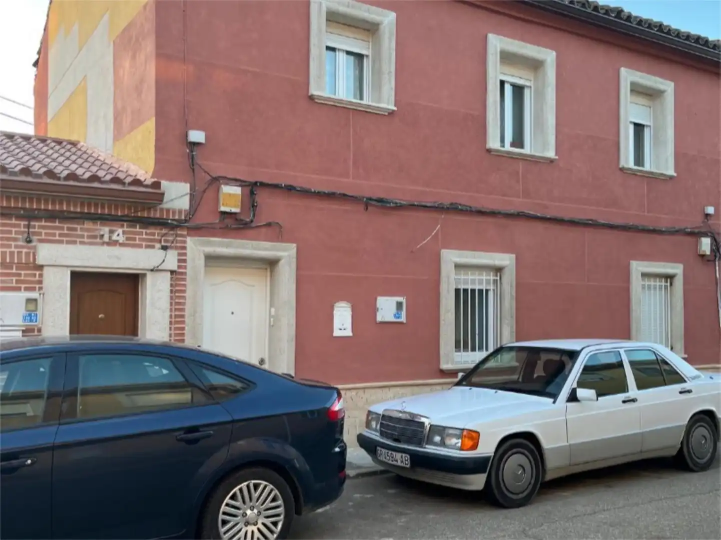 Piso en venta en Calle San Pedro, 12, Venta de Baños Vista exterior de Piso en venta en Venta de Baños con Calefacción, Parquet y Trastero
