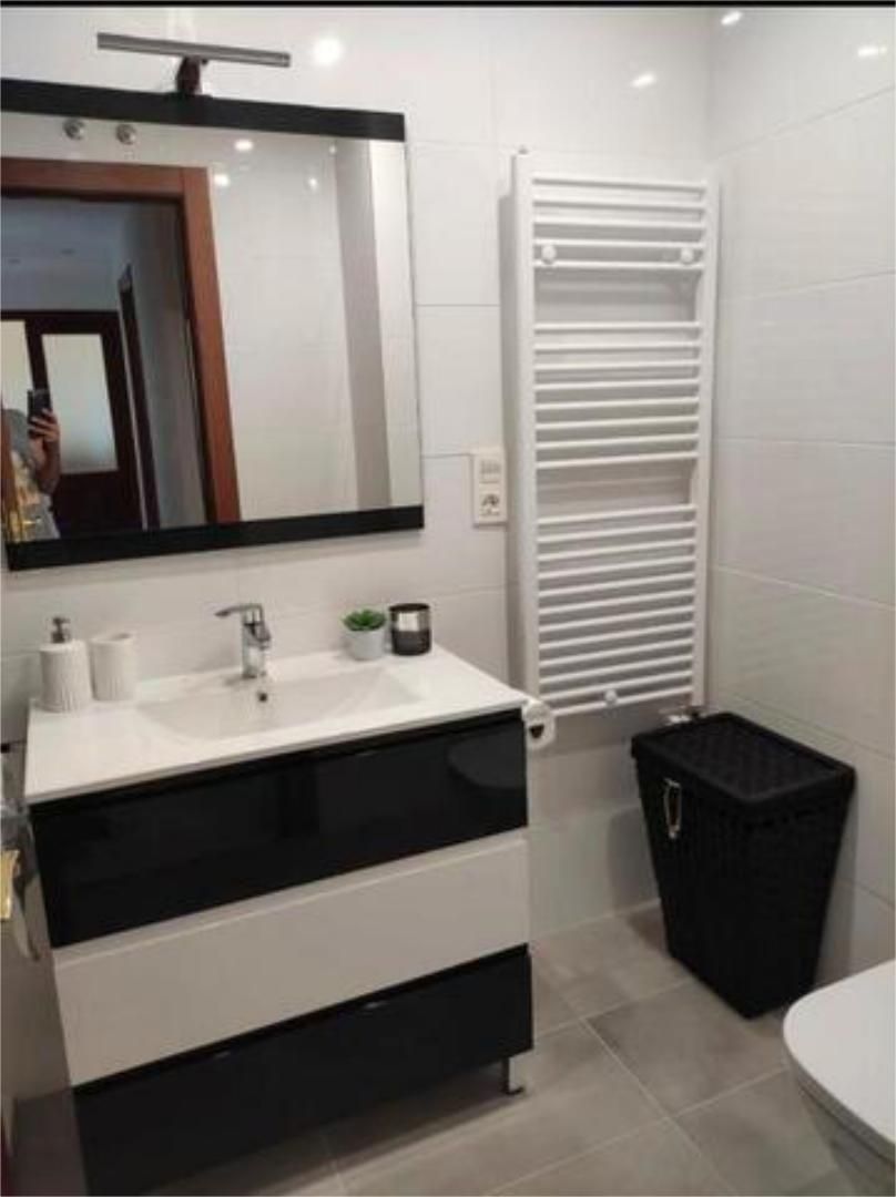 Bathroom of Flat for sale in Cabezón de Pisuerga  with Terrace