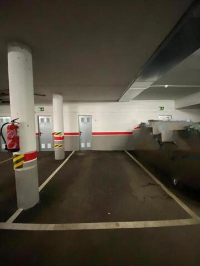 Aparcament de Garatge de lloguer en Cangas de Onís