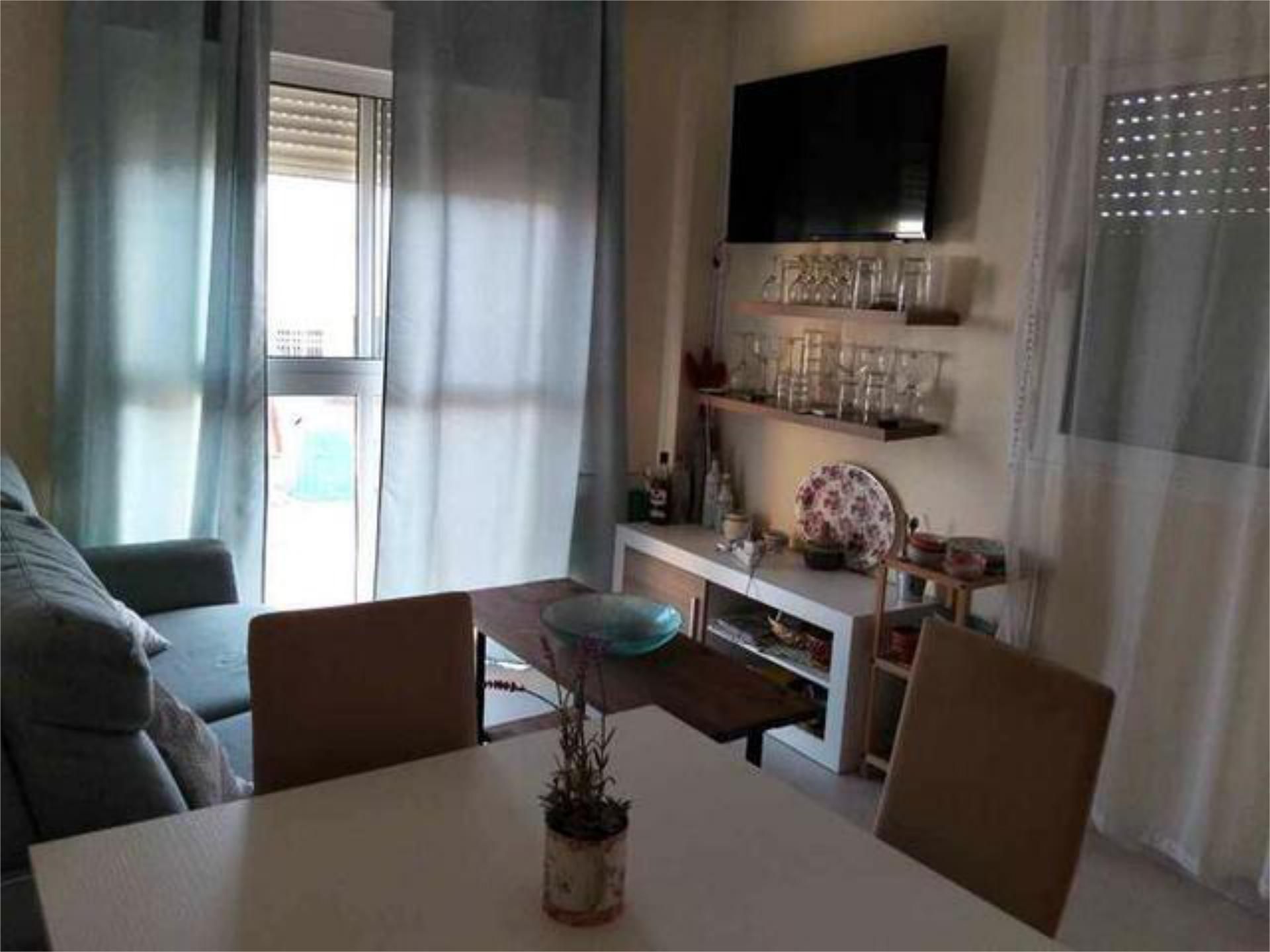 Menjador de Apartament de lloguer en Vera amb Calefacció, Jardí privat i Terrassa