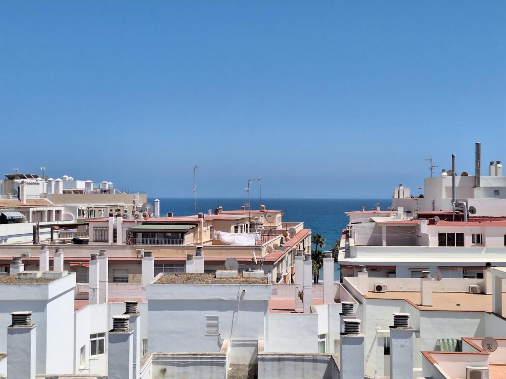 Flat to share in Calle Lazaga, 3, Puerto de Estepona