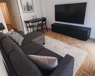 Sala d'estar de Pis de lloguer en Tudela amb Calefacció, Moblat i Balcó
