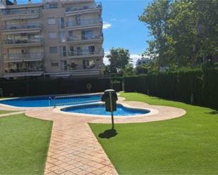 Piscina de Pis de lloguer en Cambrils amb Aire condicionat, Calefacció i Jardí privat
