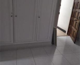 Cuina de Pis de lloguer en Ourense Capital  amb Calefacció i Moblat