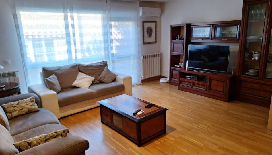Photo 1 of Flat for sale in Calle Magdalena Eguaras, 19, Lourdes, Navarra