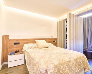 Bedroom of Flat for sale in Salamanca Capital  with Air Conditioner and Balcony